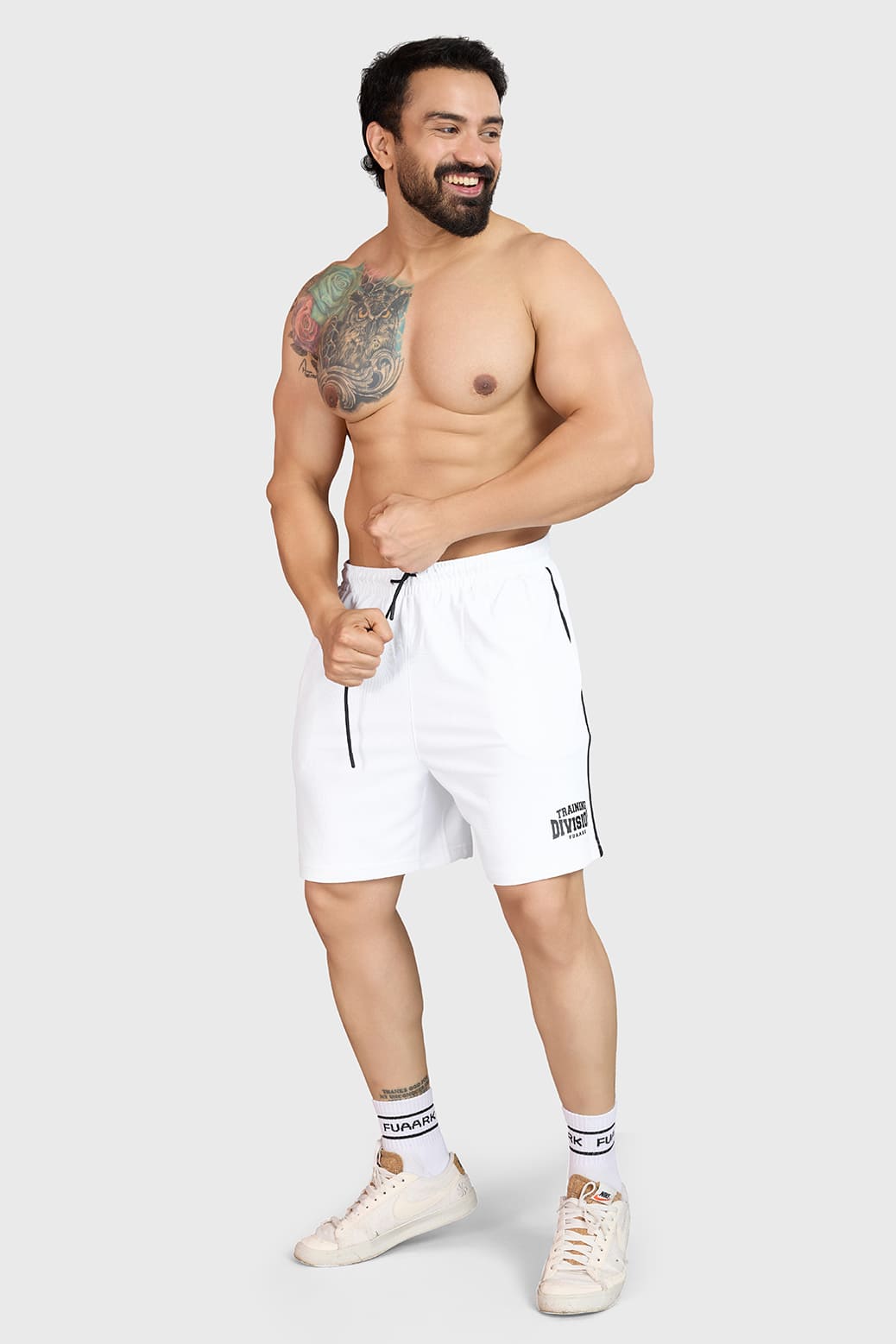 Grit Shorts White
