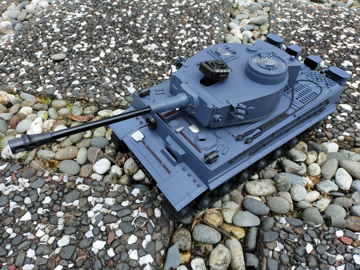 Remote Control Tank 1:18 2.4G Germany Tiger Battle Tank