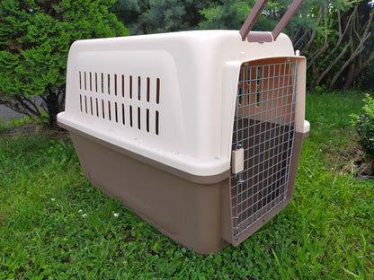 PP50 81cm - Wheeled Plastic Airline Travel Cage/Carrier/Crate with Bowl