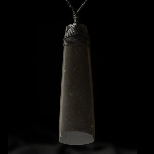 Onewa Toki, hand-crafted pendant