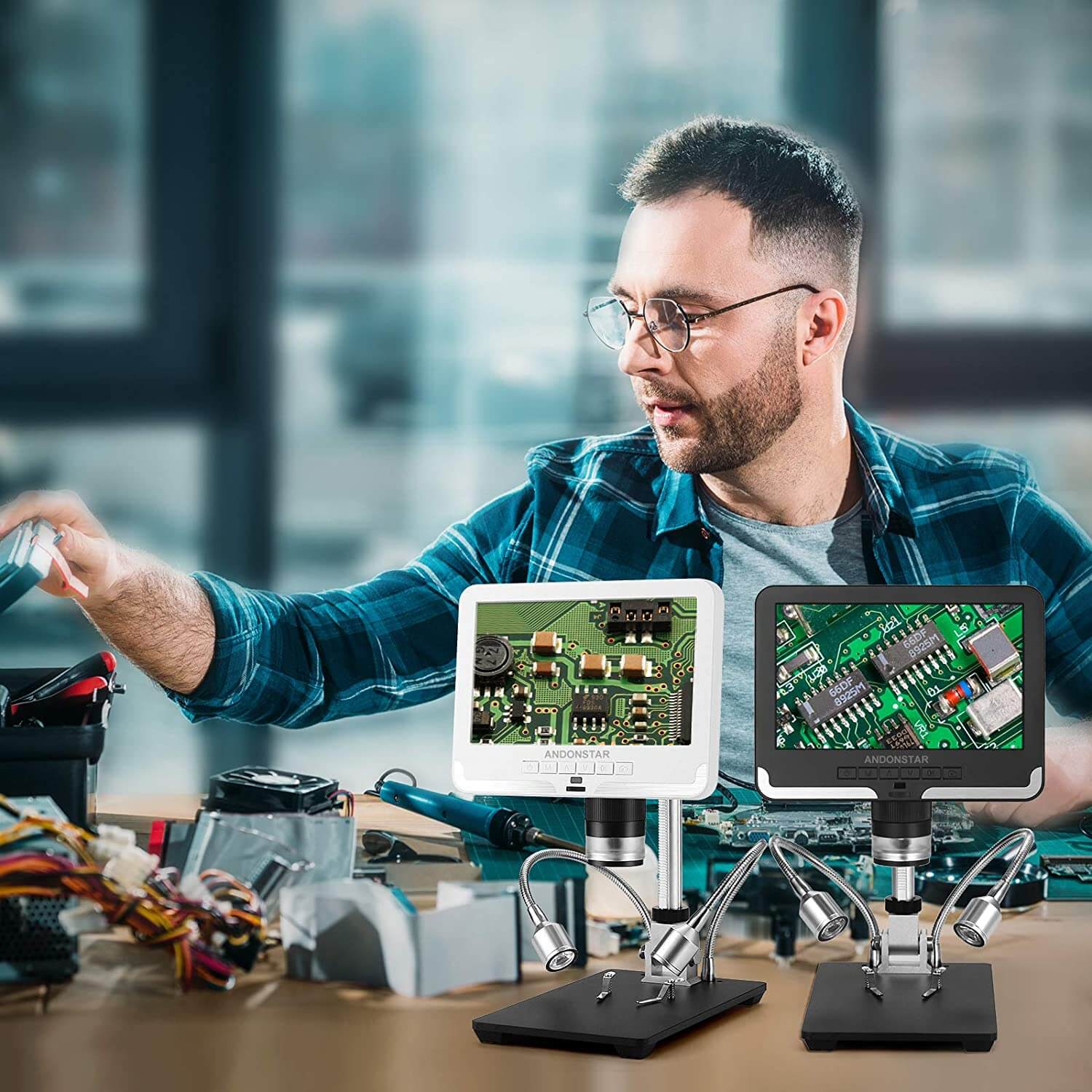 Microscope with USB cable