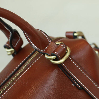 Metro Classic Brown Leather Shoulder Bag