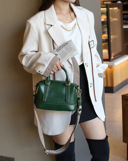 Metro Classic Emerald Green Leather Shoulder Bag