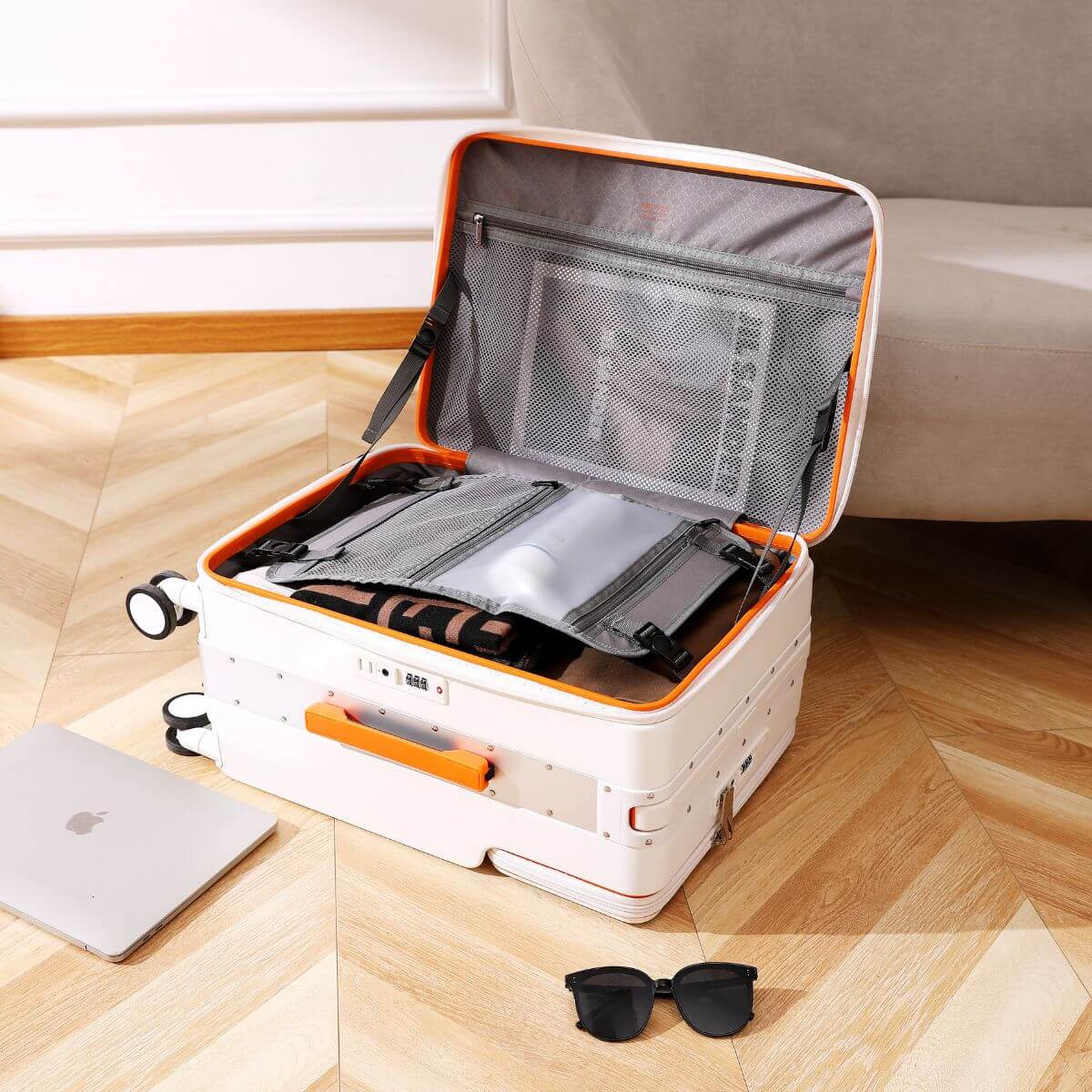 White Hard Case Medium Check In Luggage with USB Charging | NeoMove | 68 cm