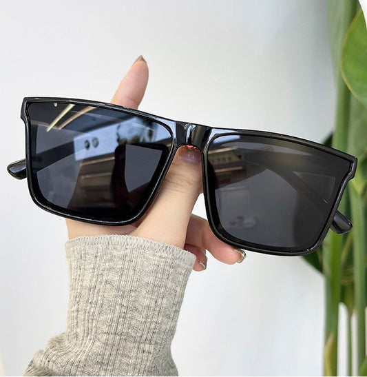 ECOTREK Black Retro Square Sunglasses – Lightweight UV380 Fashion Shades for Men & Women LX10