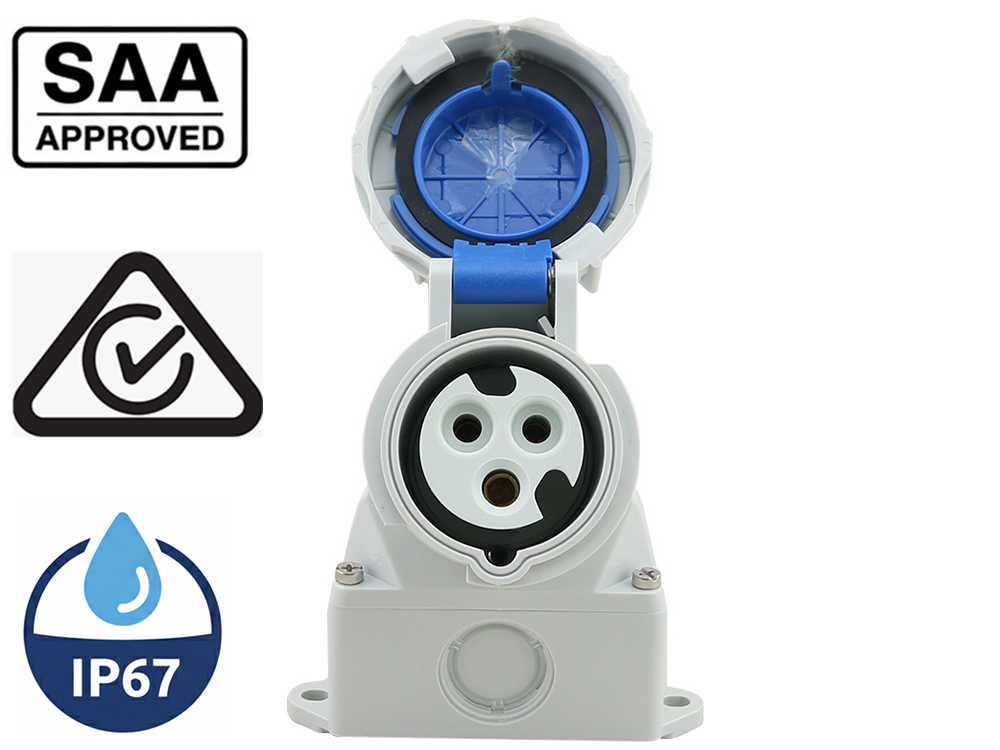 IP67 Caravan Lead Connector Plug (Male) and Caravan Surface Sockets (Female) 16A