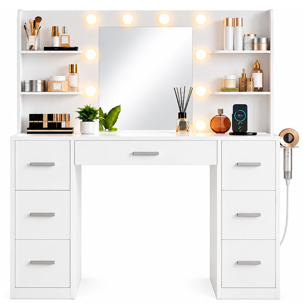 Dressing table with Mirror
