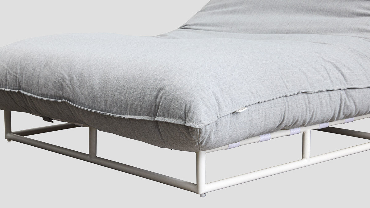 PAPAMOA DAYBED - LEAD CHINE