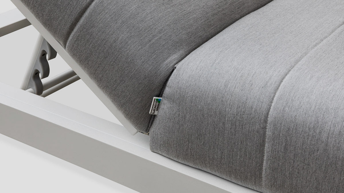 PIHA LOUNGER - WHITE