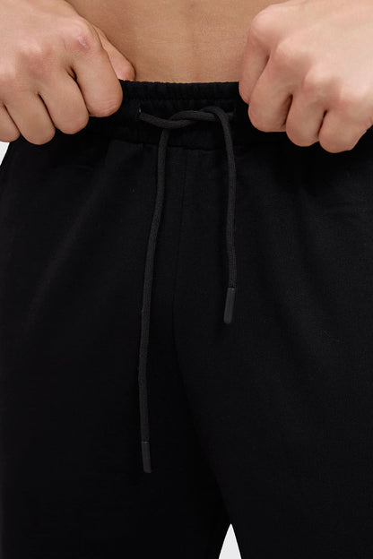 Phantom Straight Tracks Black