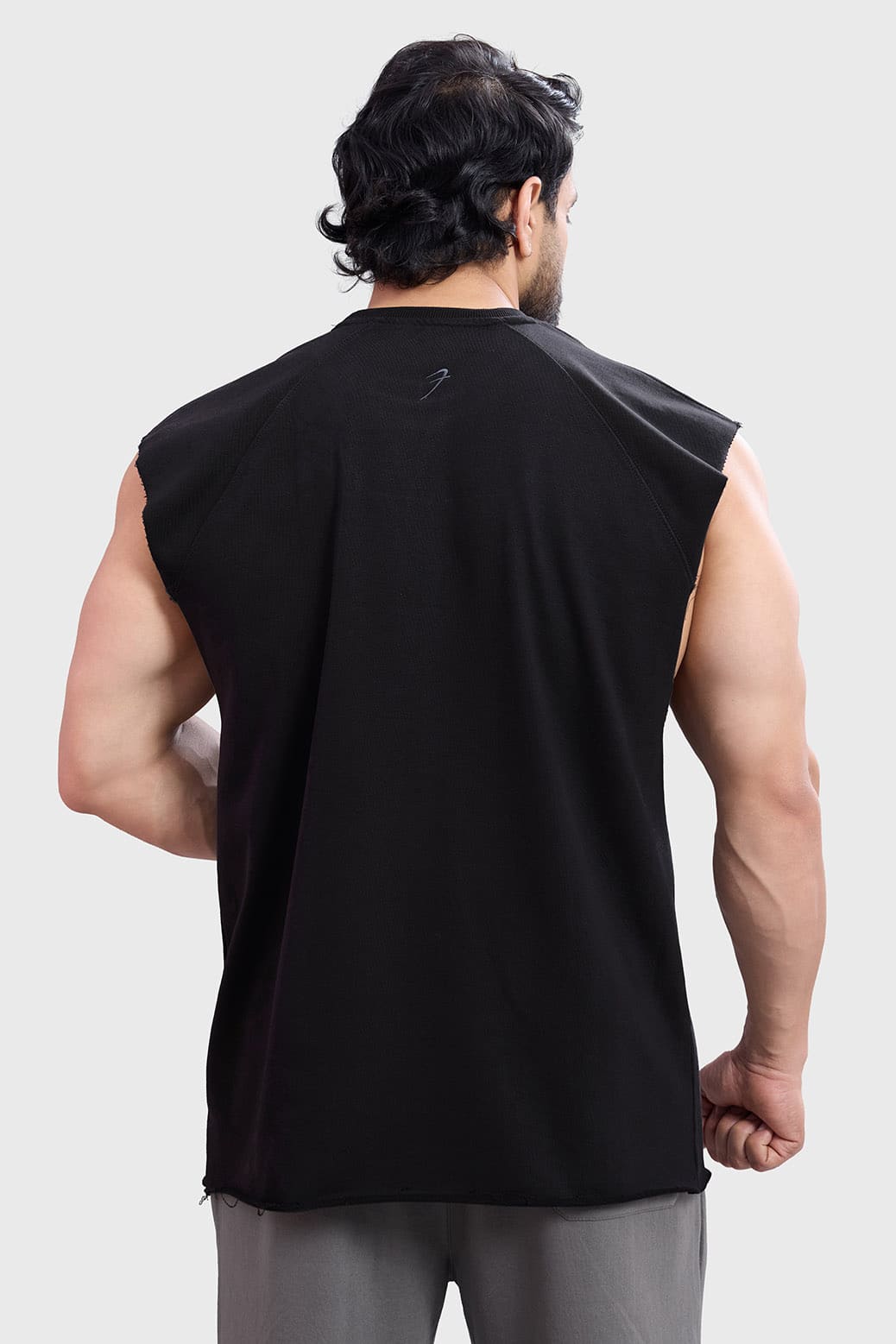 Shell Raw Capsleeves Tank Black