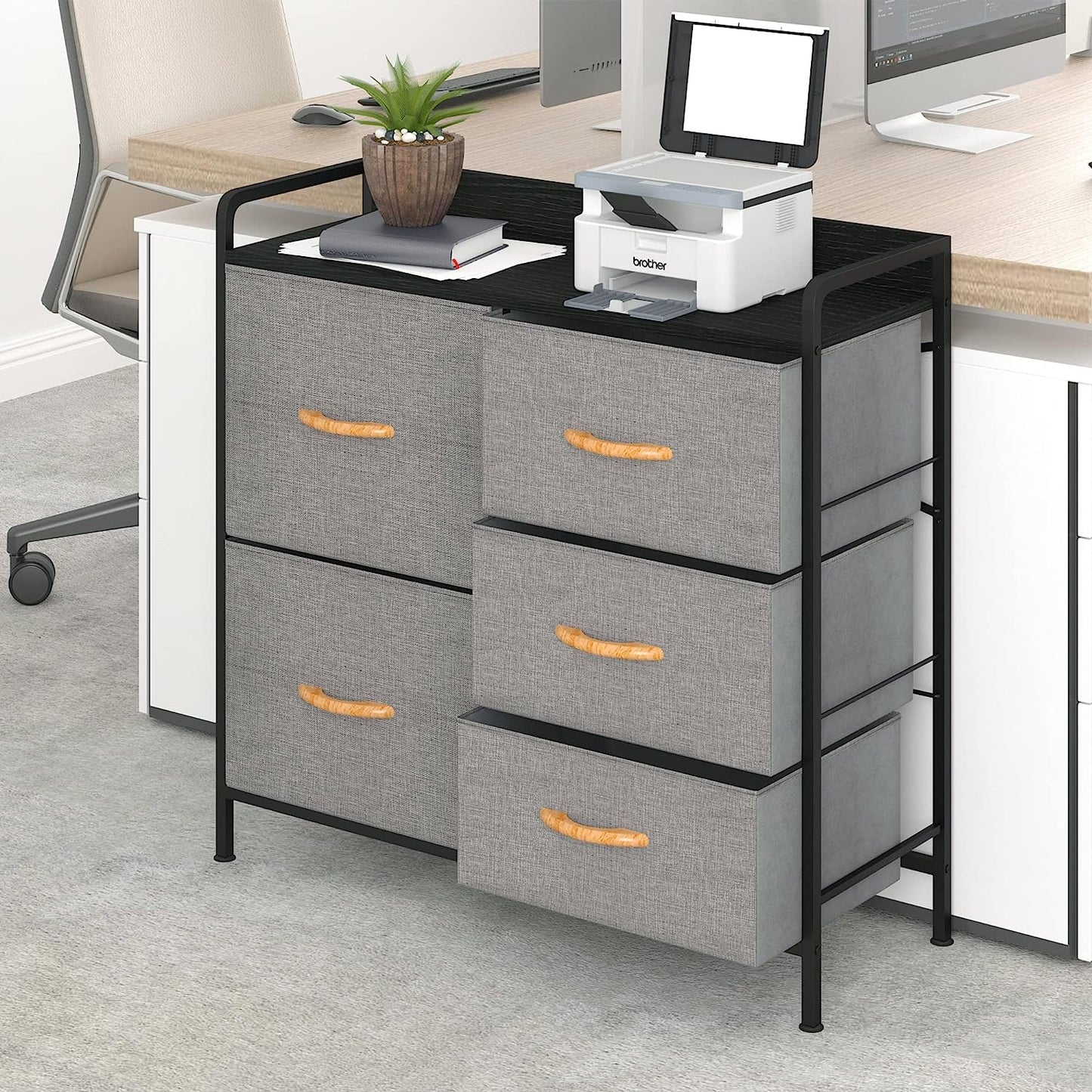 Lightweight storage chest