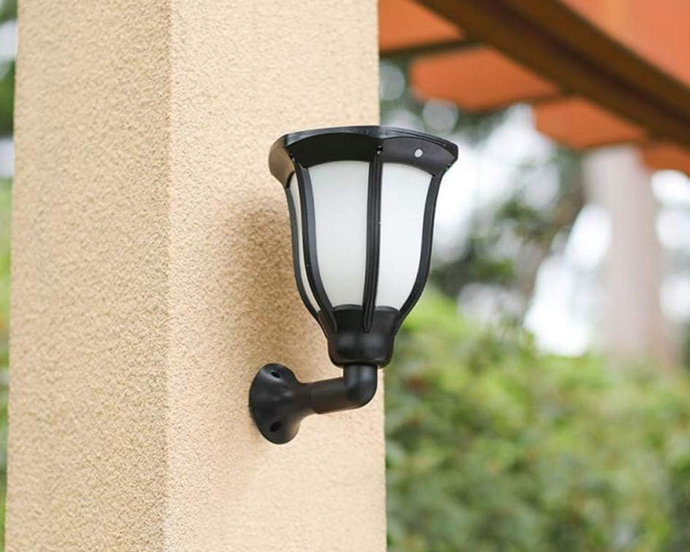 Solar Light – Solar Light with Realistic Flame for Garden Decor