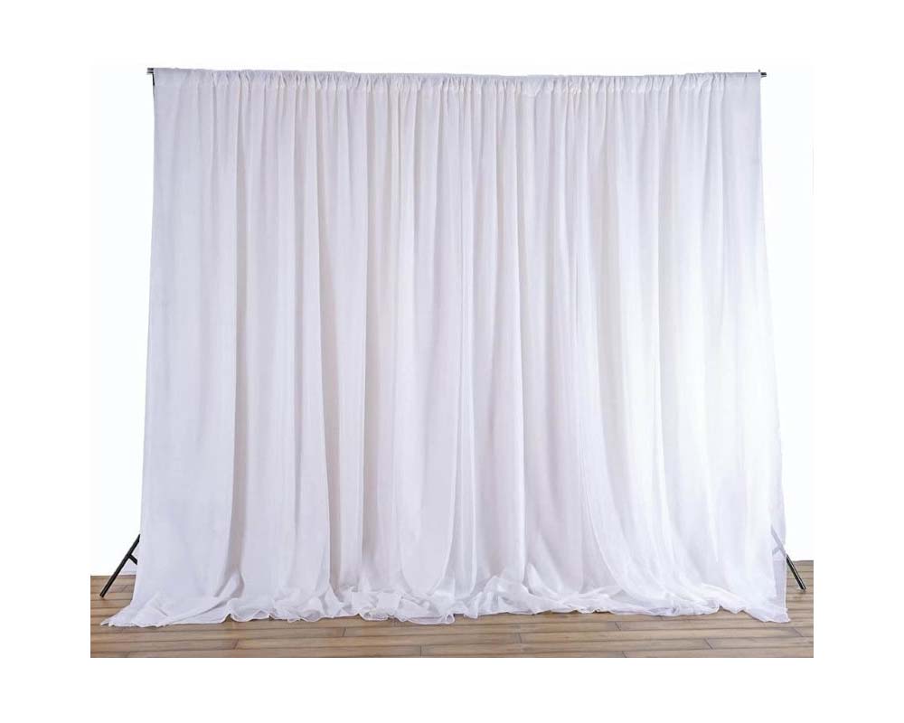 backdrop curtain hanging