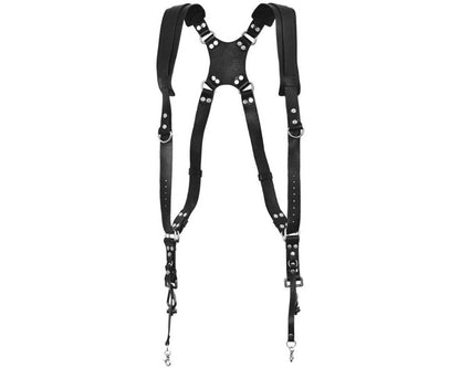 metal D rings on strap