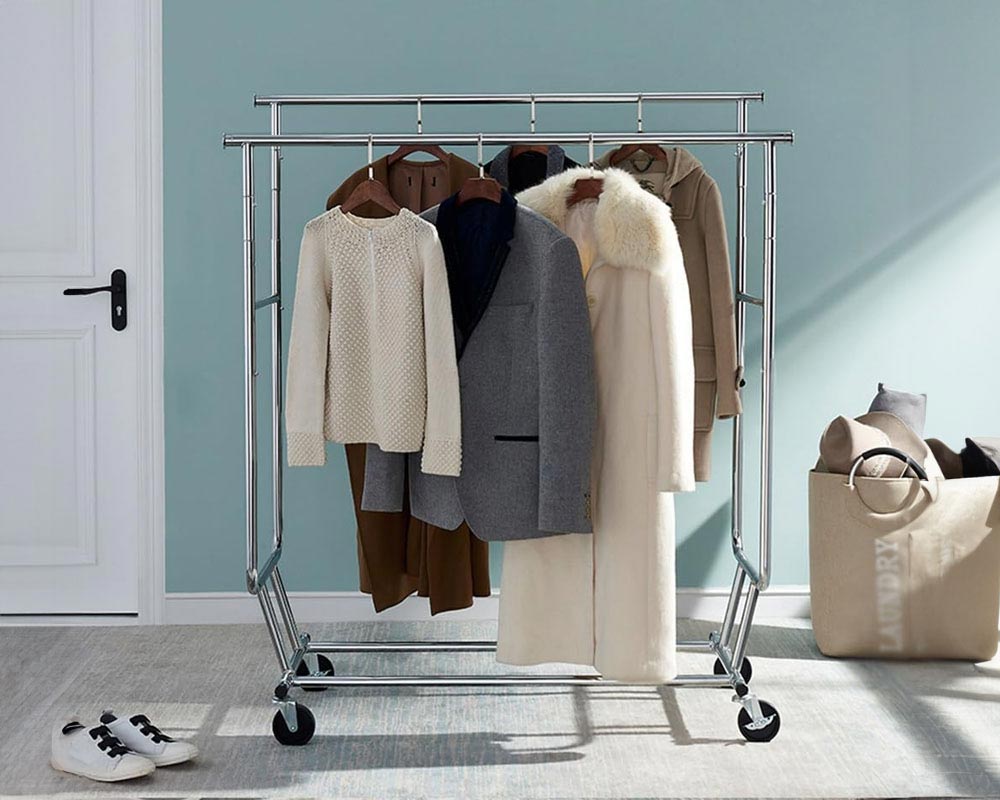 Clothes rack side bars