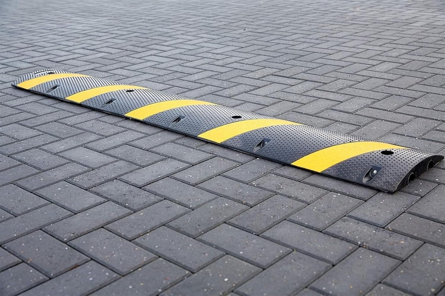 honeycomb base cable ramp