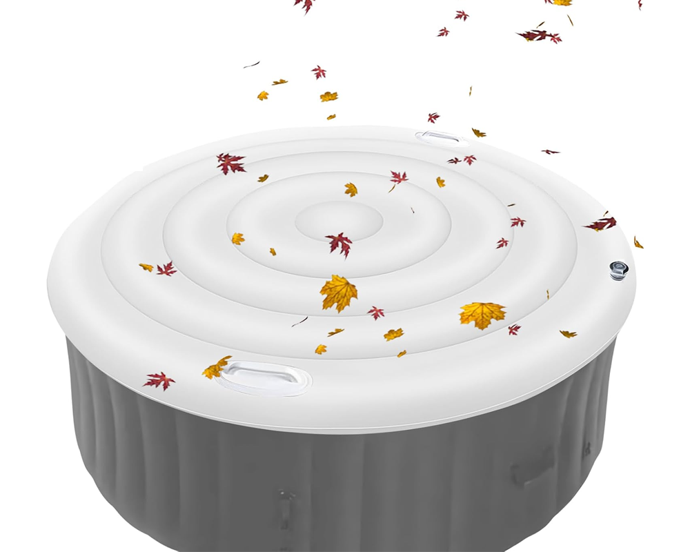 Rainproof hot tub cover