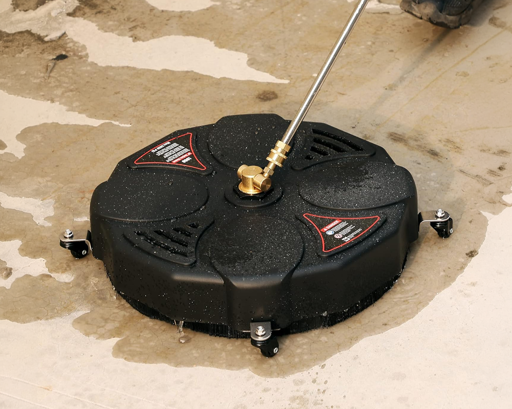 Four rotating nozzles cleaner