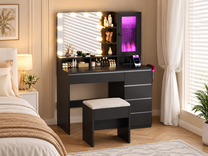 Dressing Table With Mirror