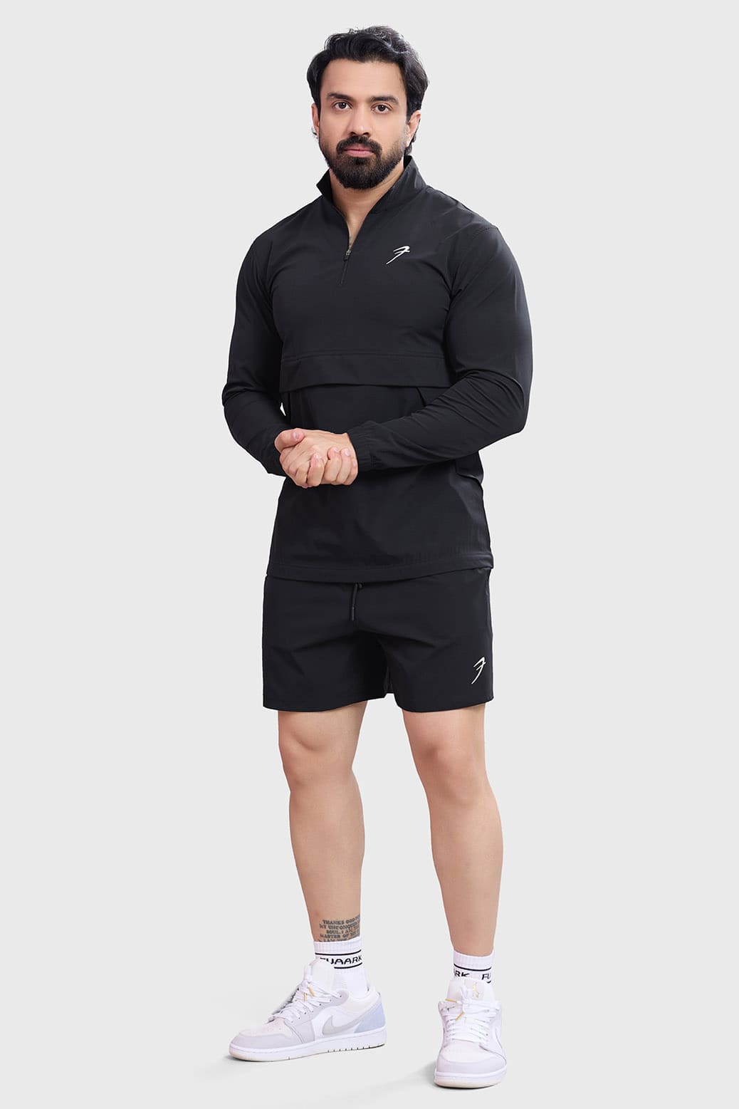 Thread Pullover Black