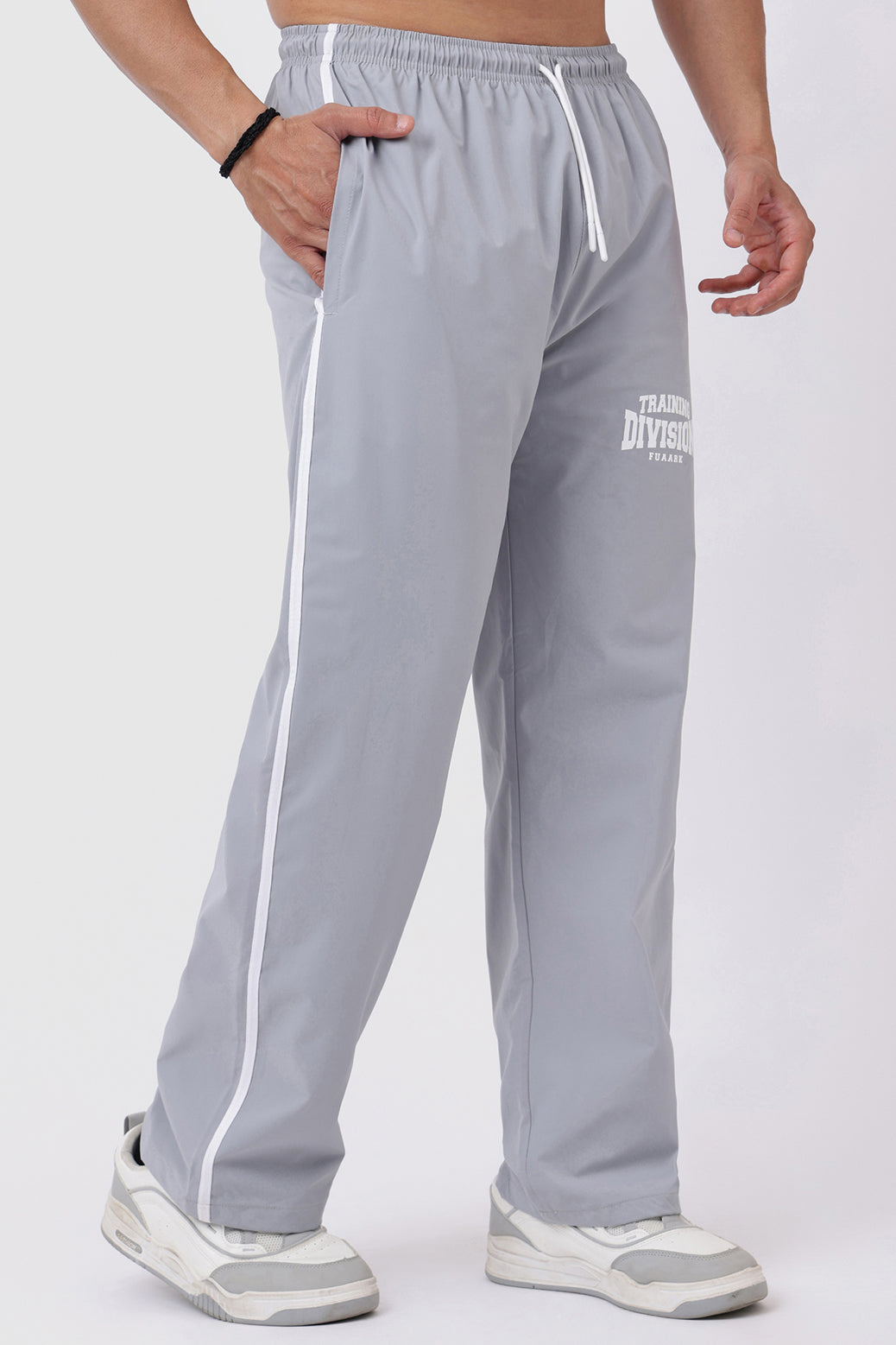 Training Division Track Light Grey