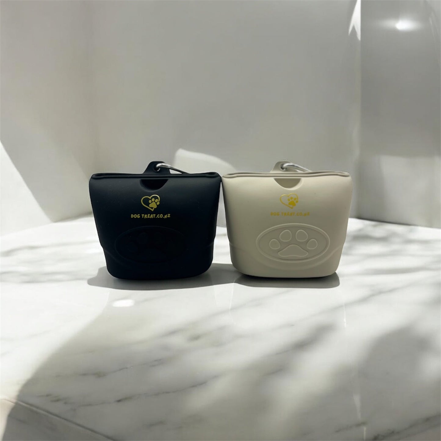 Silicone Dog Treat Pouch