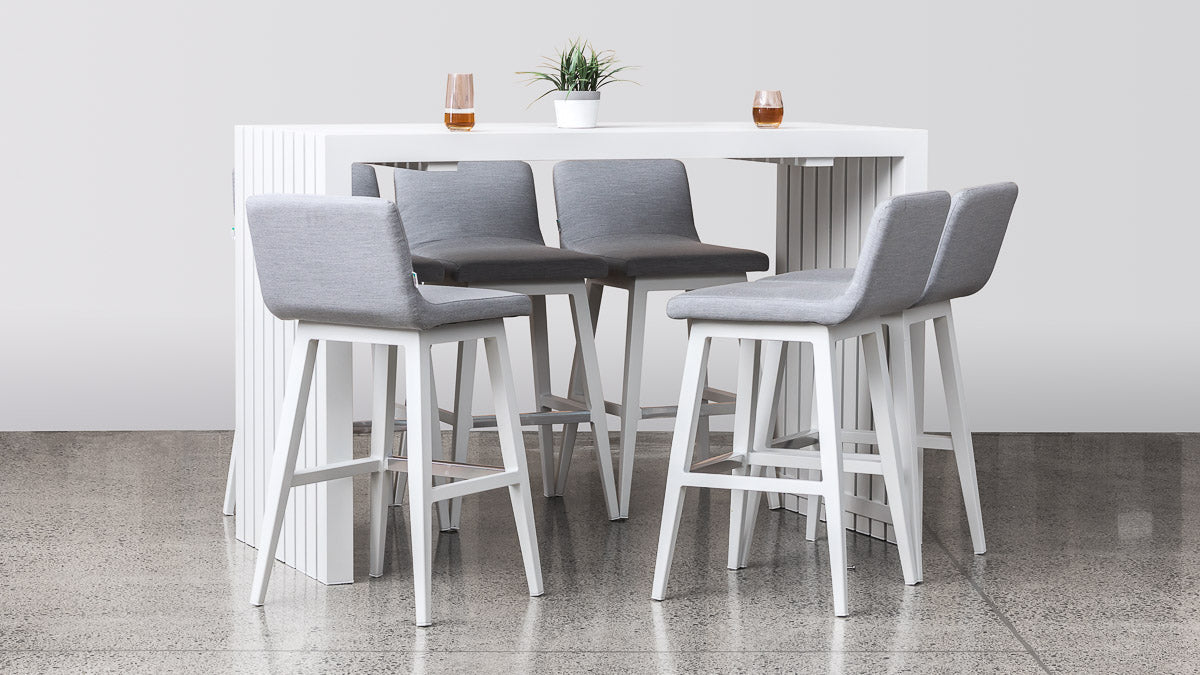 VIADUCT BAR STOOL