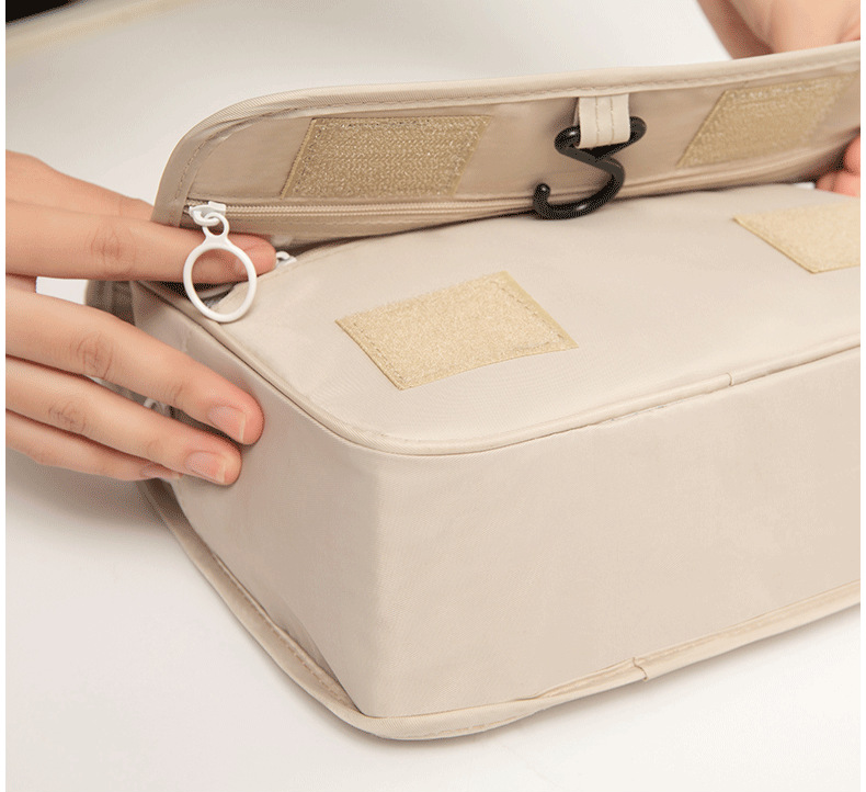Dustproof Hanging Toiletry Bag with Waterproof Compartments ZH6013