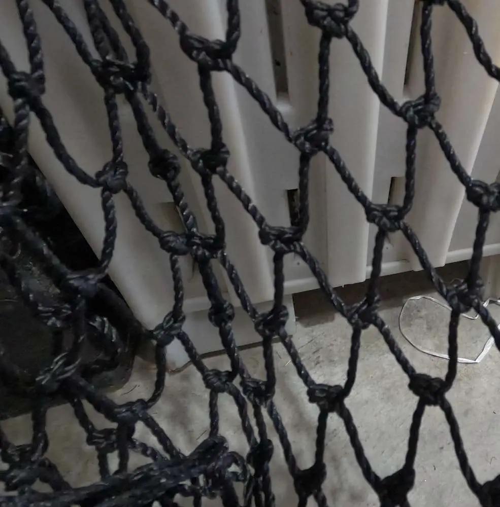 Cray Pot Mesh 120ply 3inch 20MD Black  per meter