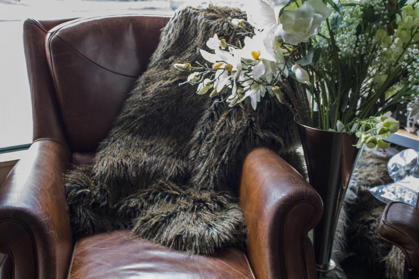 Online8 Springfield Armchair - Vintage Cigar Arm Chairs, Recliners & Sleeper Chairs