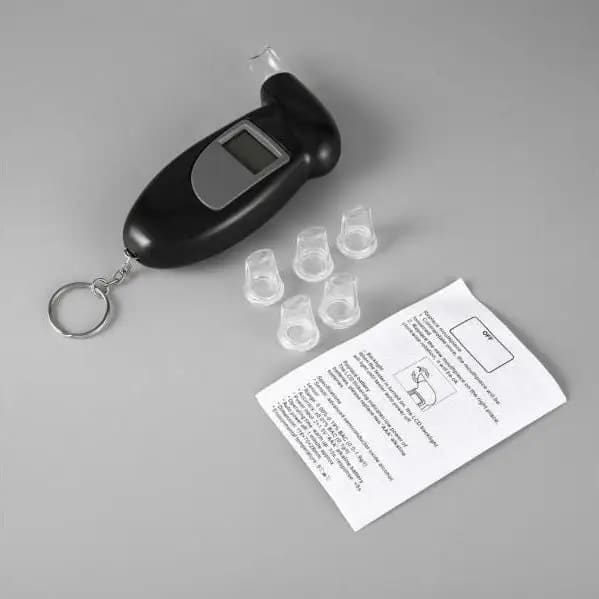 Breathalyzer - Breath Alcohol Tester With 5 Extra Breathalyser Mouth Pieces
