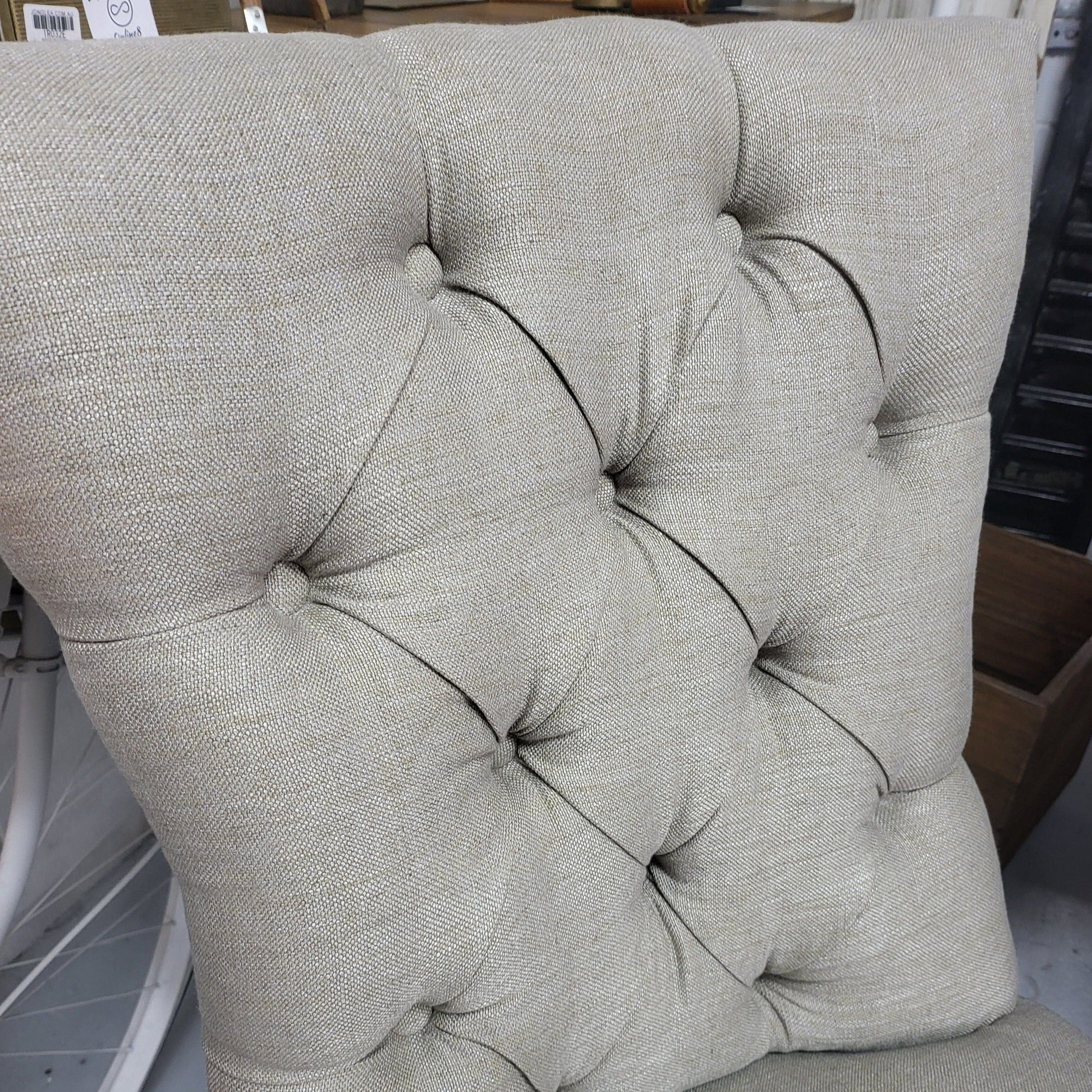 BroDeals Kitchen & Dining Room Chairs Tufted Back Dining Chair