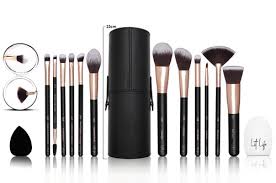 Professional Makeup Brush Set 16 Pieces Soft Fiber Hair Wooden Handle Black Color For Foundation Powder Blush Eyeshadow And More