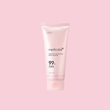 Medicube PDRN Pink Niacinamide Whip Cleanser