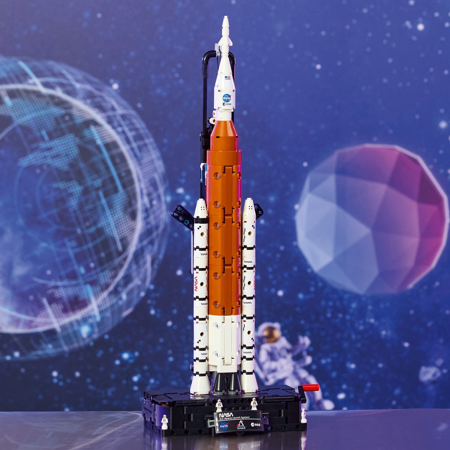 LEGO Technic: NASA Artemis Space Launch System Rocket (42221)