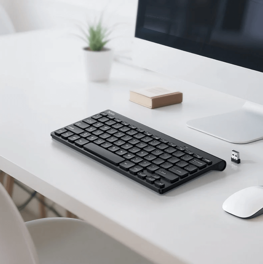 Wireless Mini Keyboard With USB Nano Receiver (GM70)