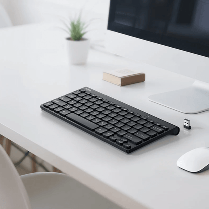 Wireless Mini Keyboard With USB Nano Receiver (GM70)