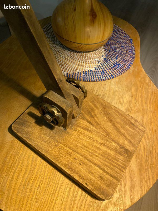 Industrial Table Lamp at online8 furniture store Auckland