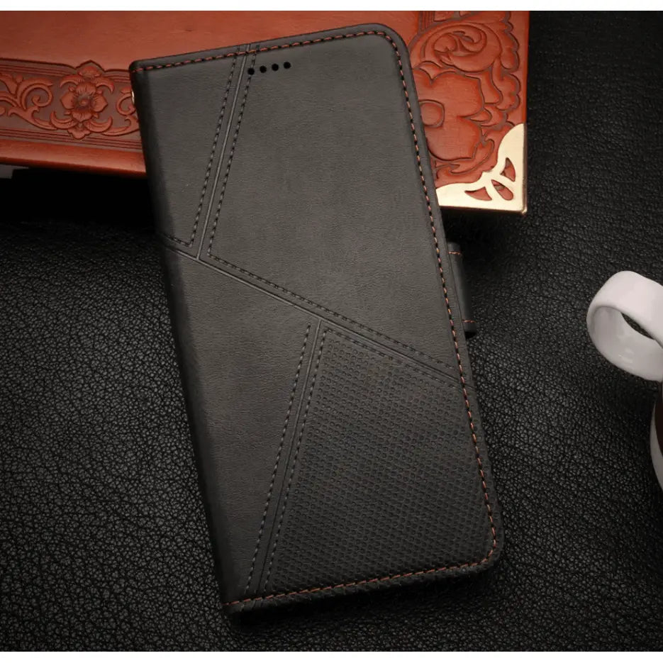 iPhone 16 Pro Flip Wallet Case Cowhide Dot Pattern