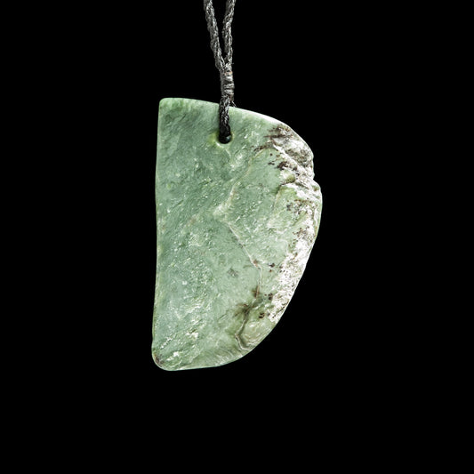 Jade rei niho handcrafted pendant Necklace
