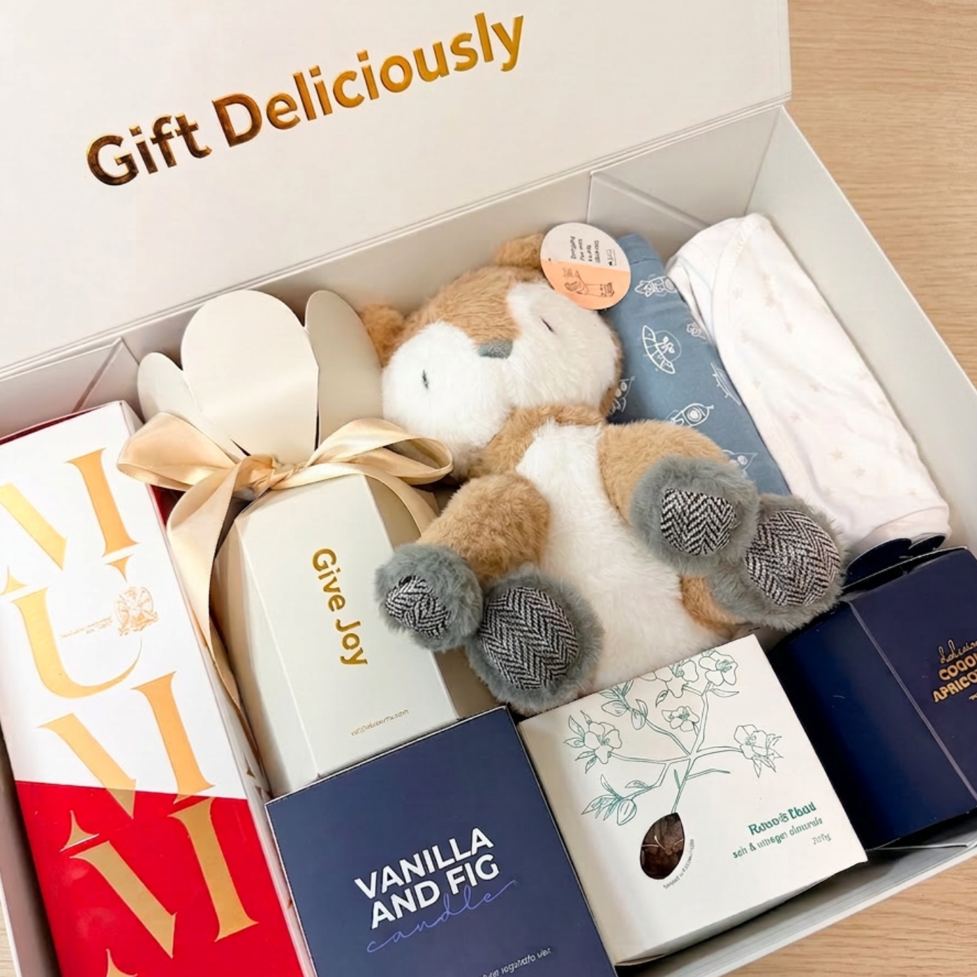 Plush Fox Luxury Newborn Baby Gift Hamper