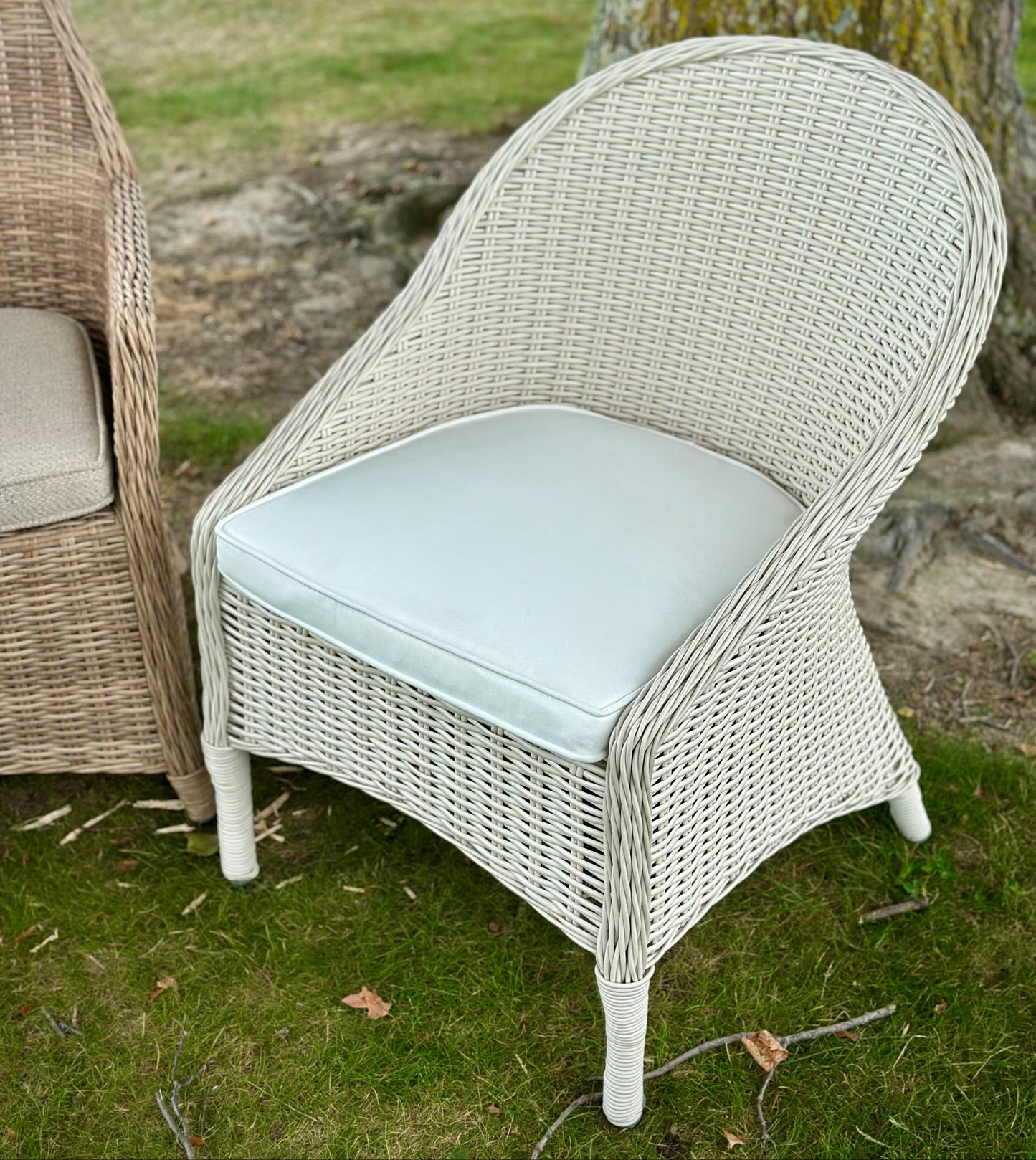 Noosa Outdoor Chair W/Outdoor Seat Cushion - White at online8 furniture store Auckland